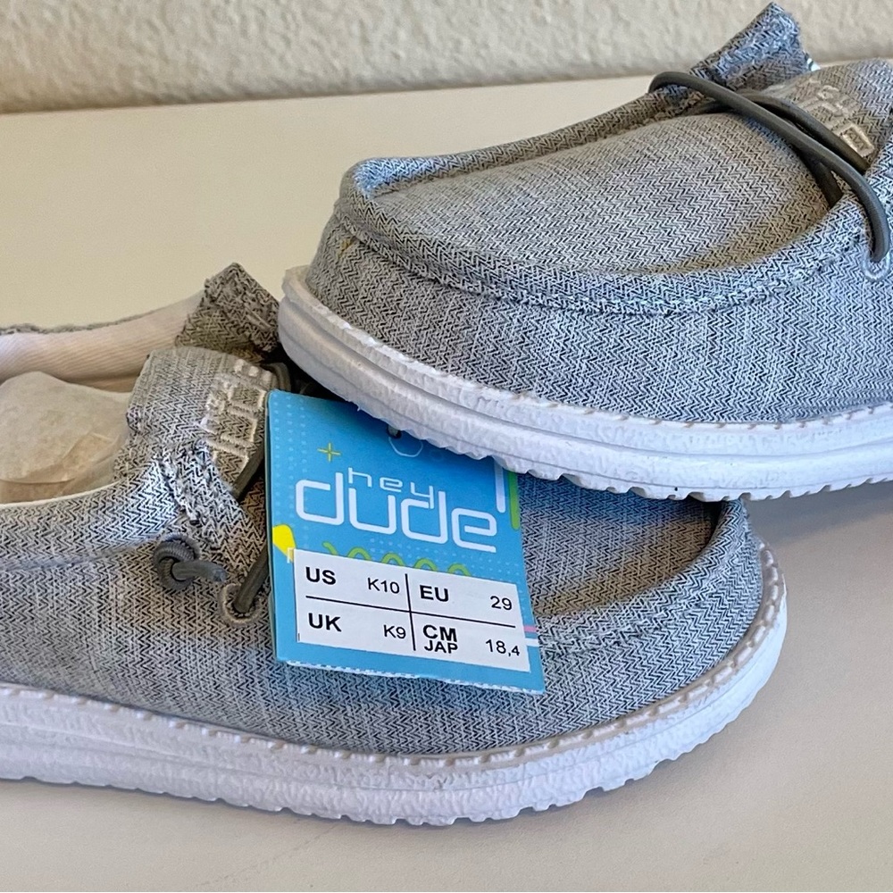 NWT Hey Dude Wally Youth Funk Slip-ons Size K10.